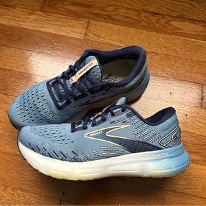 Womens Blue Brooks Athletic Shoes